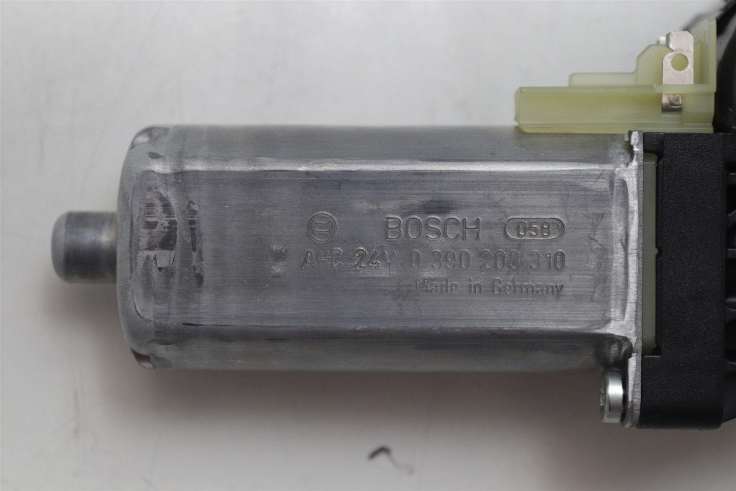 Bosch Electric Motor 390 203 310