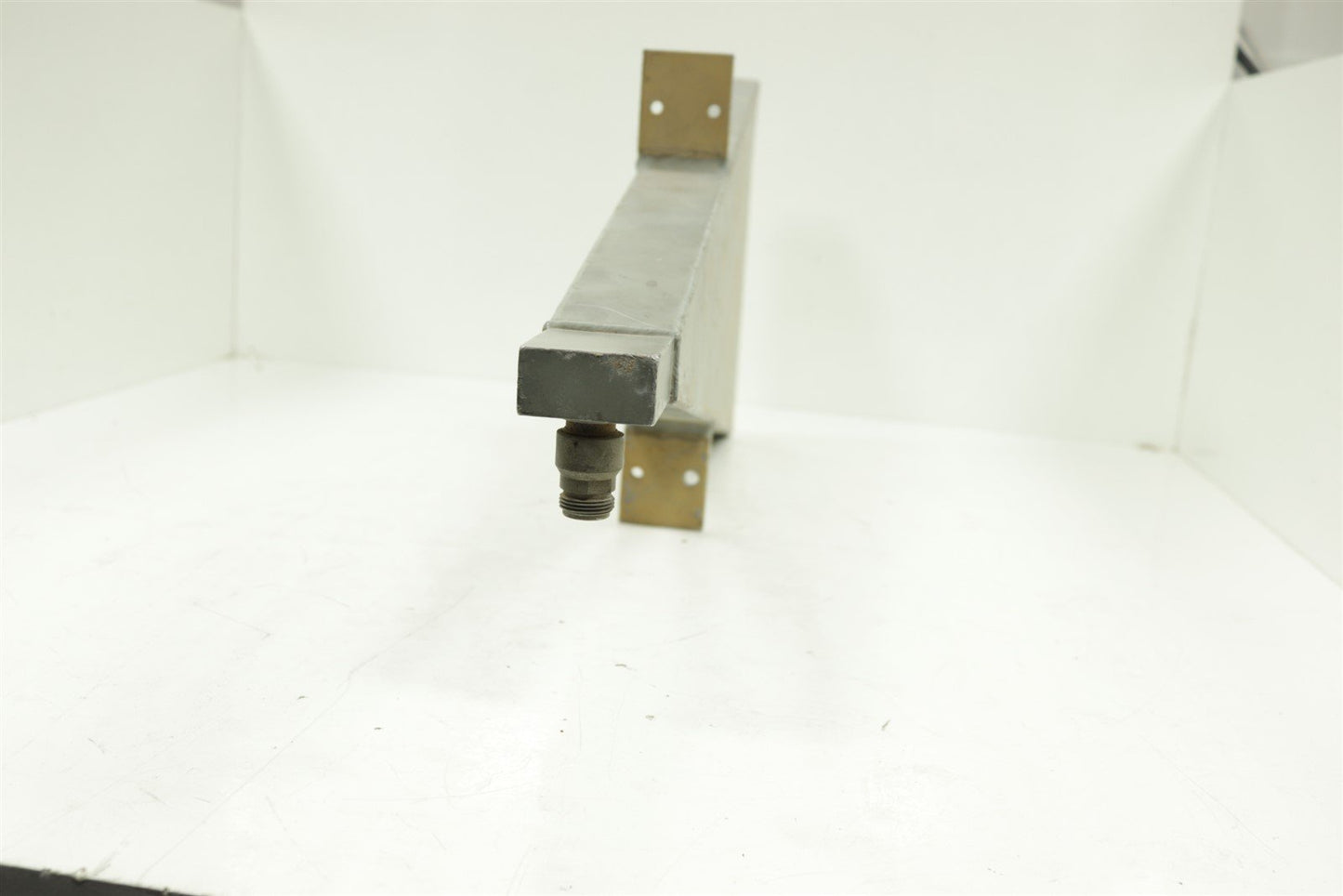 WR151 RF Microwave C Type Waveguide Horn Antenna L- 22cm W- 4cm H- 49.5cm