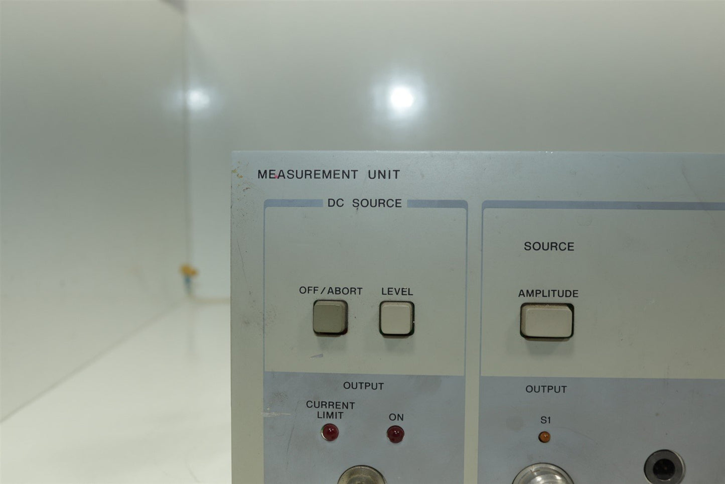HP Agilent 5342A Microwave Frequency Counter front panel