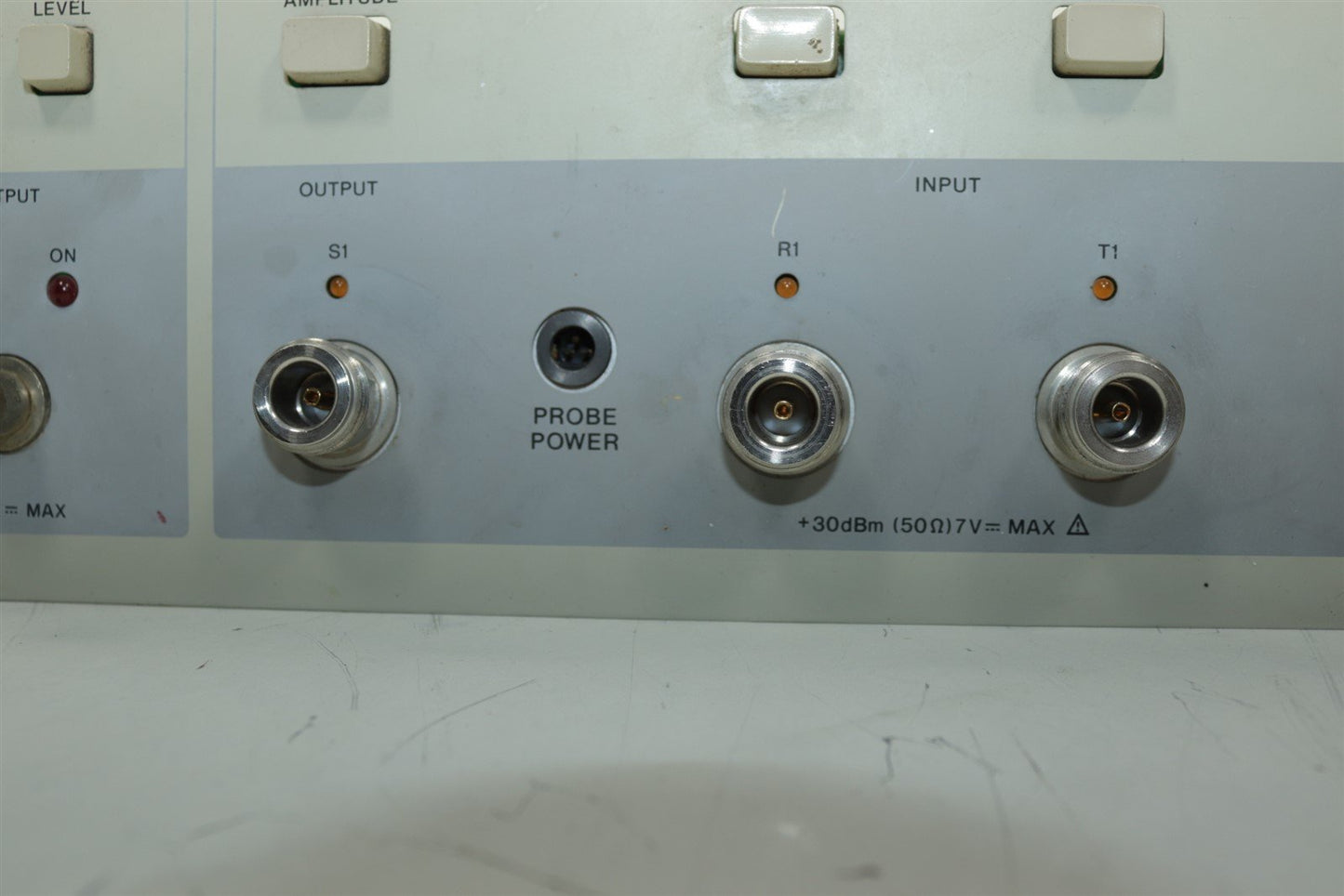 HP Agilent 5342A Microwave Frequency Counter front panel