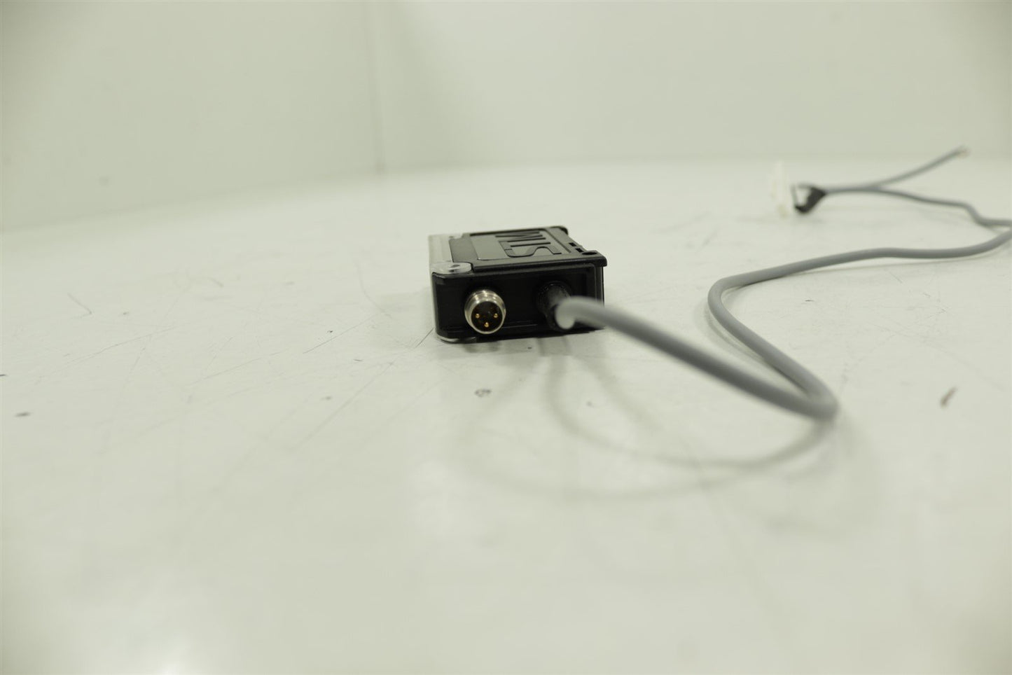 STM V9-BN-00 Photoelectric Sensor