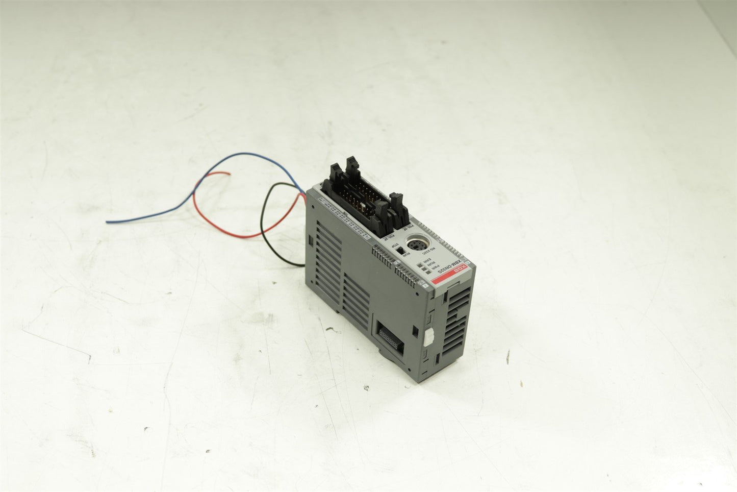 XBM-DN32S DC Input 24V 1A + SAMWONACT XTB-40H Terminal TG7-1H40S