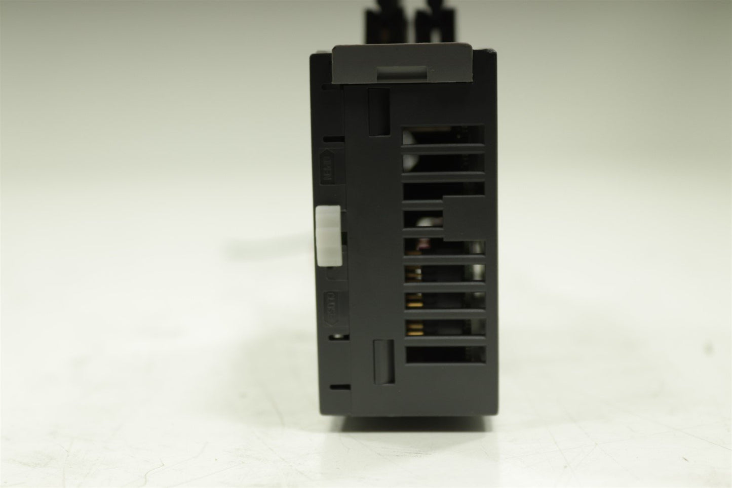 XBM-DN32S DC Input 24V 1A + SAMWONACT XTB-40H Terminal TG7-1H40S