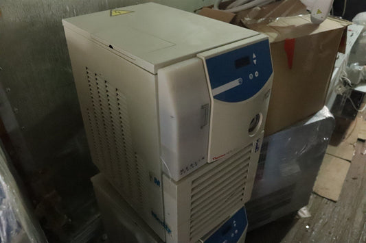 Thermo Electron Neslab Merlin M33 Recirculating Chiller 230V, 50Hz