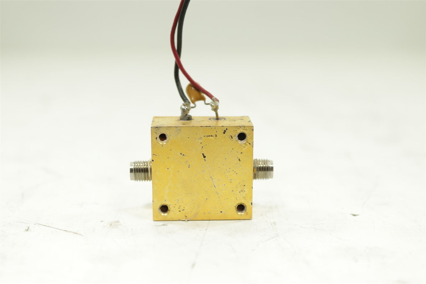 Wiltron S/C BAND AMPLIFIER 2-8GHz 60-B-17432