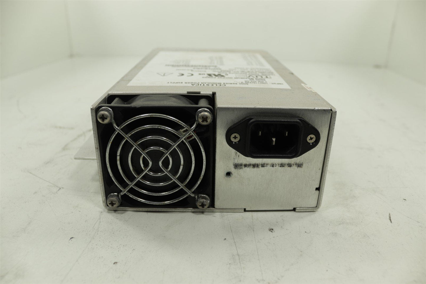 Hp Agilent 1680A Logic Analyzer Power Supply 500W 100/115/230V 0950-3403