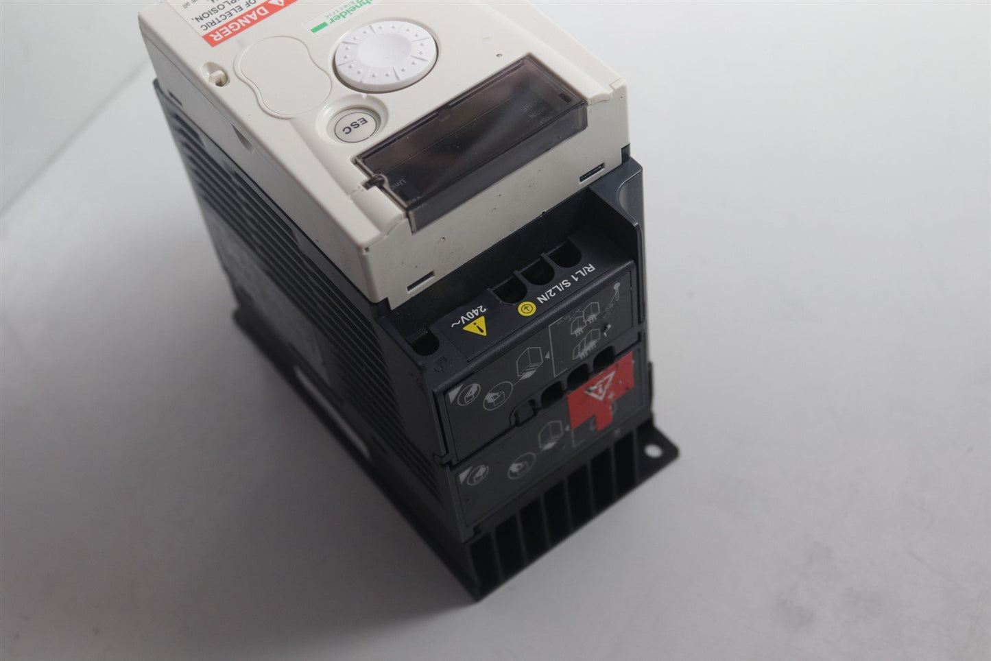 Schneider Electric Altivar ATV12H075M2 0.75kW 200-240V AC Speed Drive