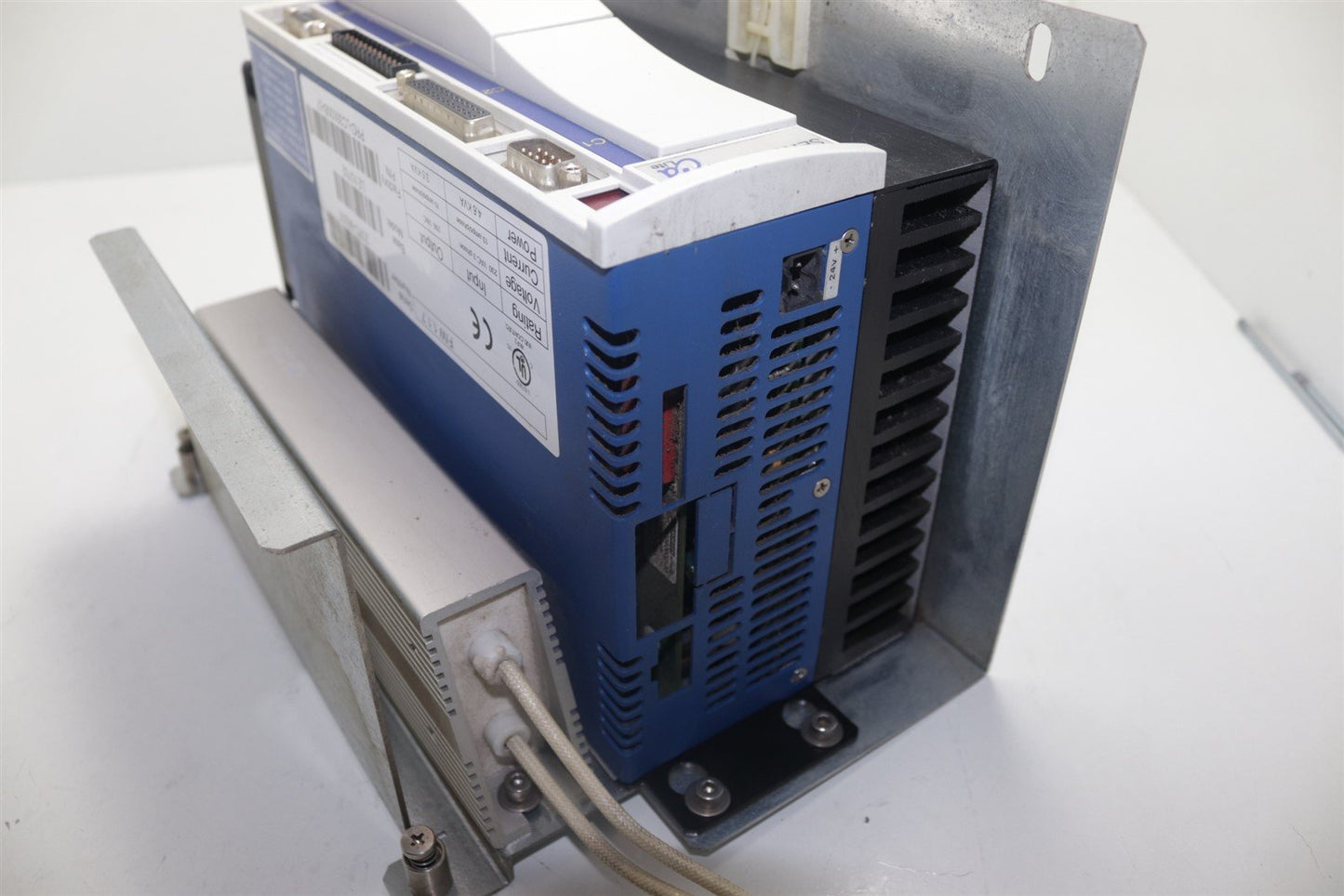 Kollmorgen Servostar CD Lite LE10702 Servo Drive 230VAC 3Φ With Brake Resistor