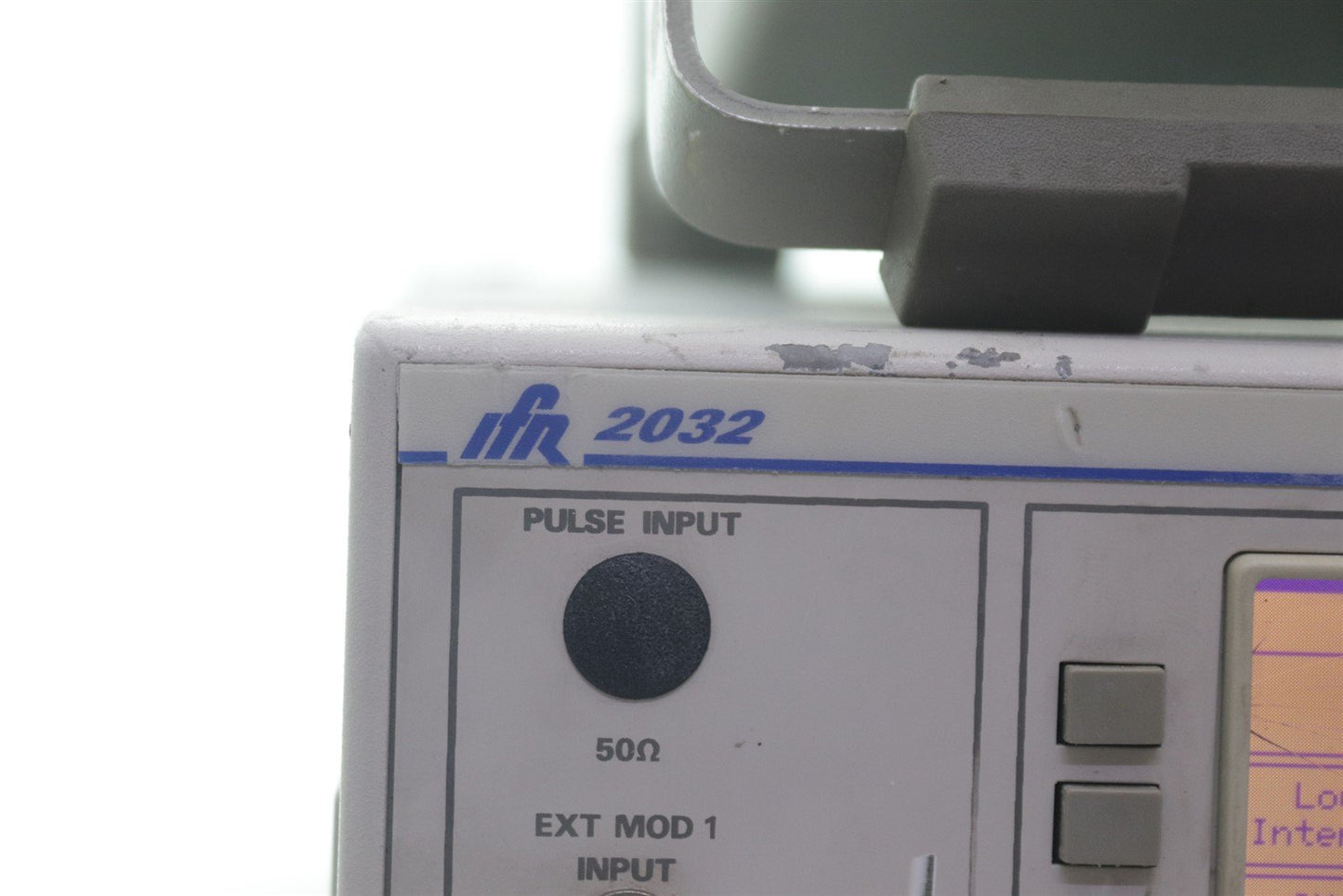 Aeroflex IFR 2032 RF Signal Generator 10KHz - 5.4GHz 44533-441