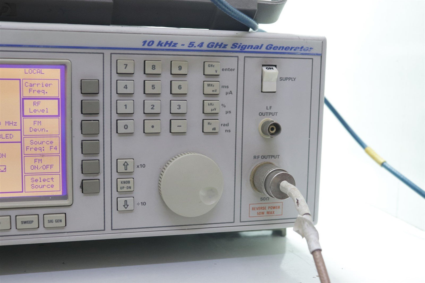 Aeroflex IFR 2032 RF Signal Generator 10KHz - 5.4GHz 44533-441
