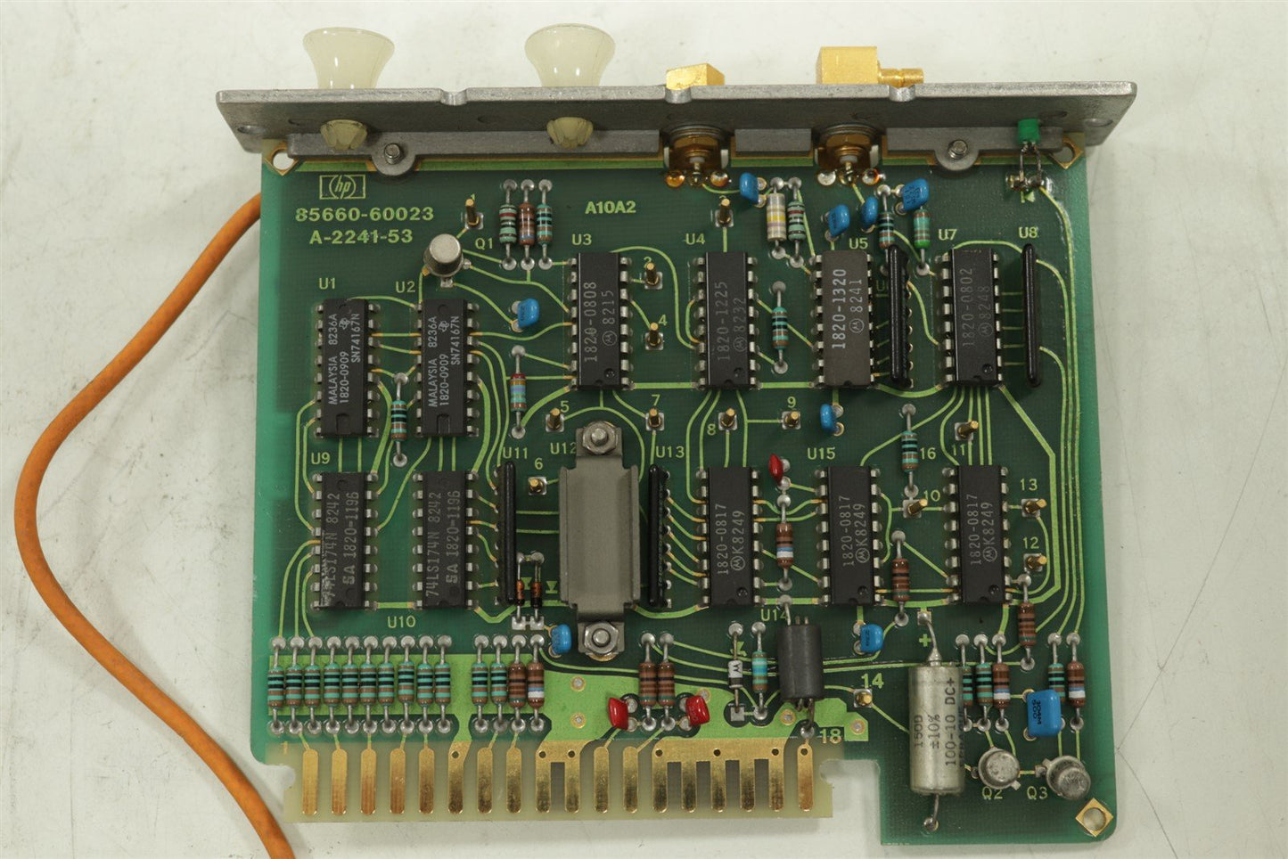 HP 8566B Spectrum Analyzer 100Hz-2.5GHz/2-22GHz PLL1 Divider 85660-60023