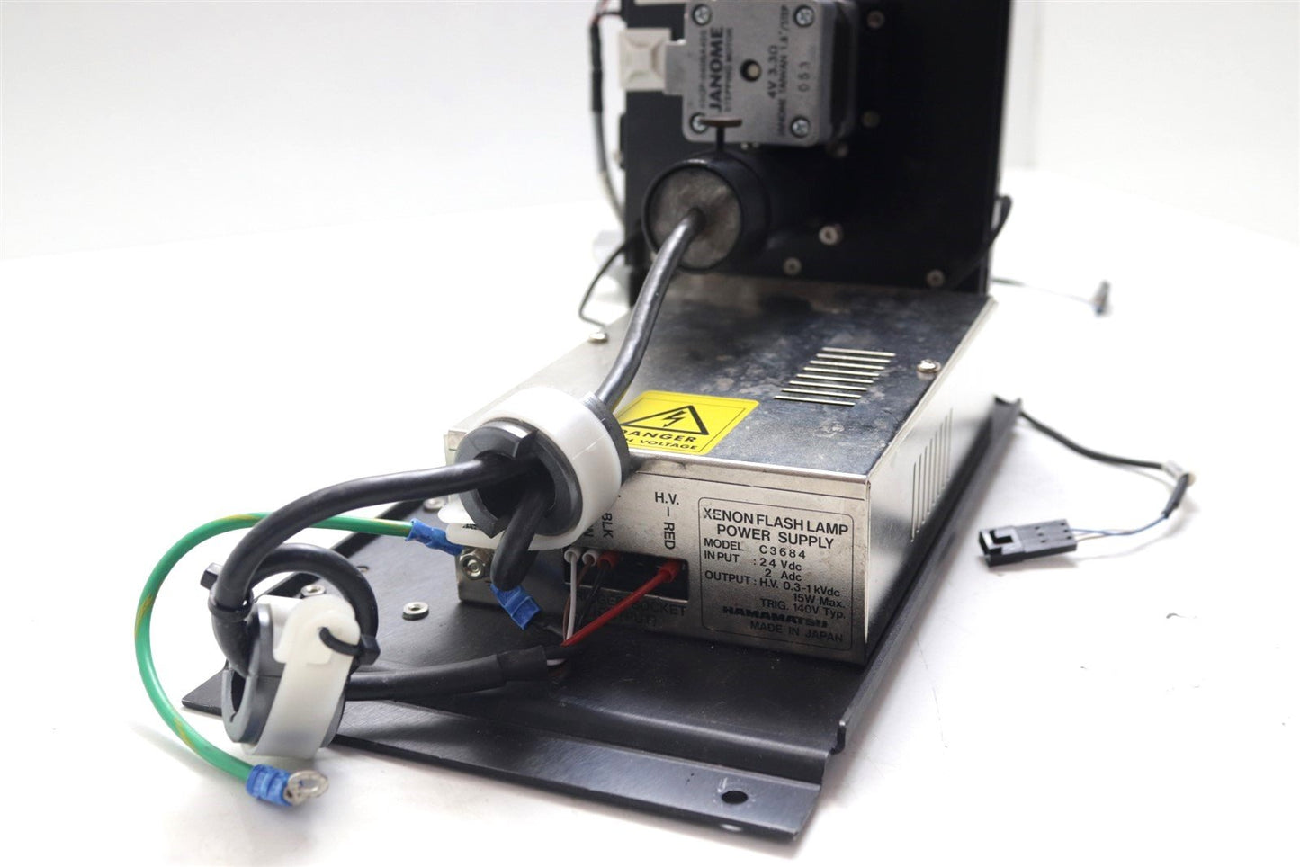 Hamamatsu L4633-01 E4370-01 Xenon Flash Lamp With Filter Wheel And Power Supply