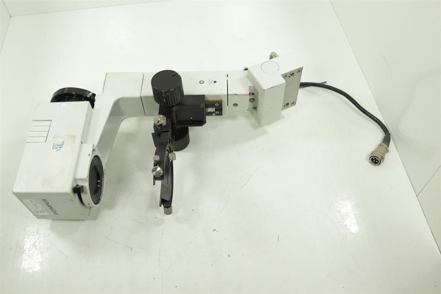 Olympus IX-ILL100LH Illumination Pillar/Column