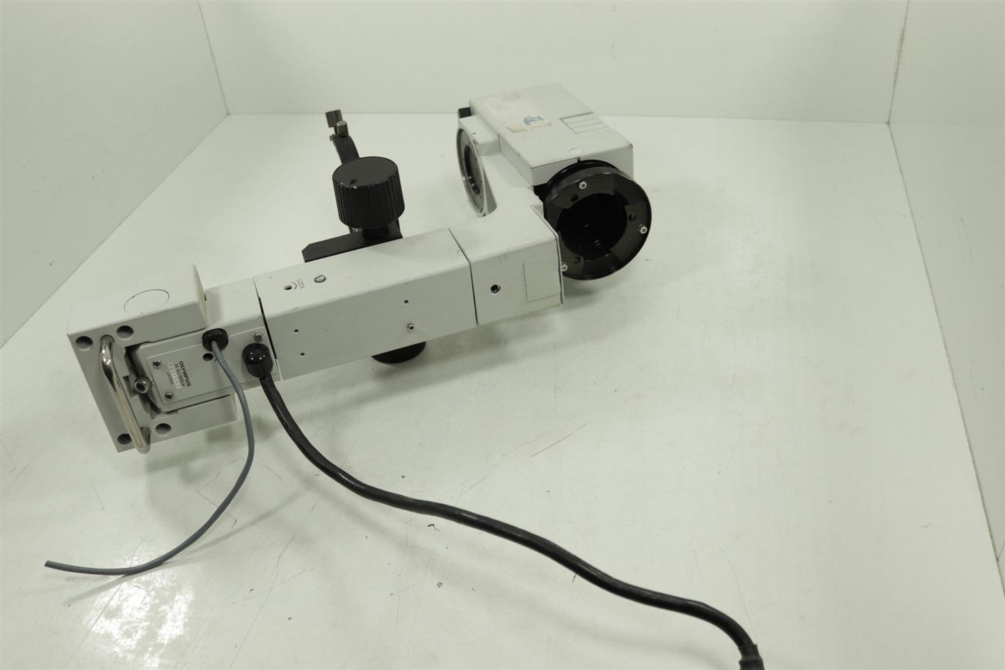 Olympus IX-ILL100LH Illumination Pillar/Column
