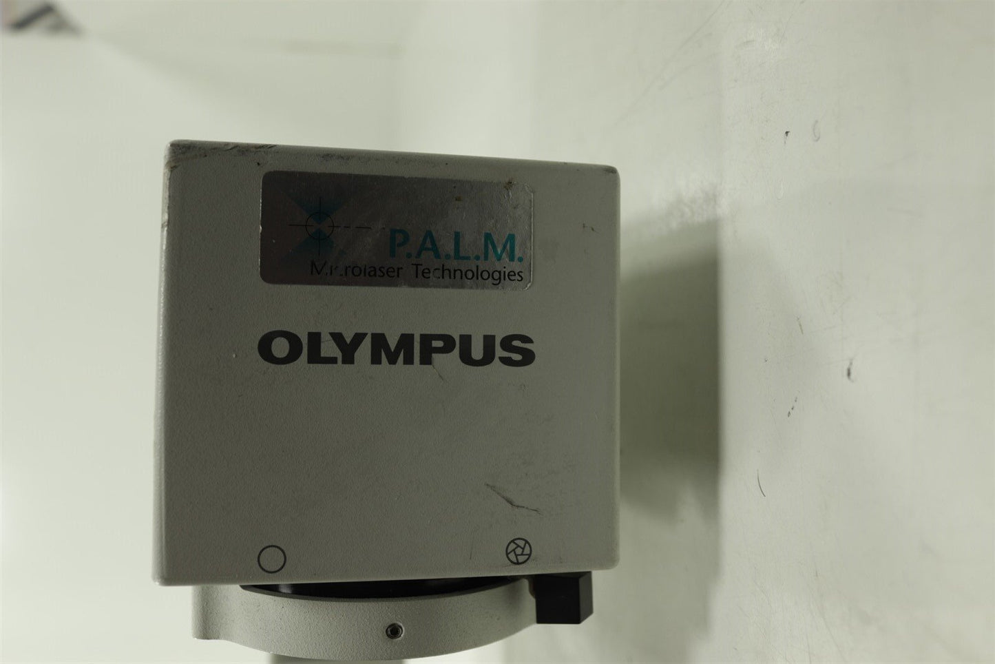 Olympus IX-ILL100LH Illumination Pillar/Column