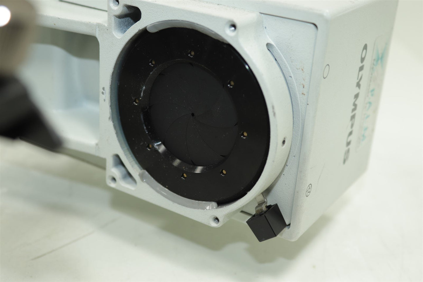 Olympus IX-ILL100LH Illumination Pillar/Column