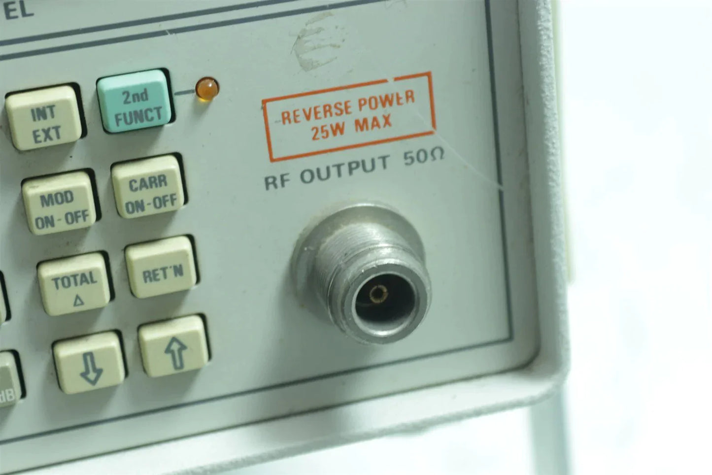 Marconi Instruments 2022D Signal Generator 10kHz - 1GHz