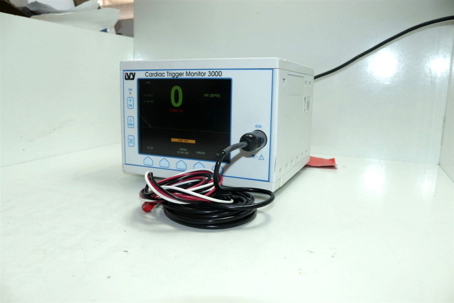 IVY Biomedical Cardiac Trigger Monitor 3000 With A New 3-Lead Cable