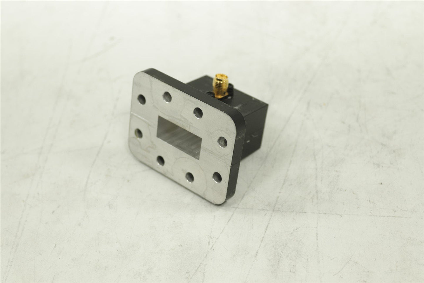 WR90 SMA Adapter UDR Type 8.2-12.4GHz