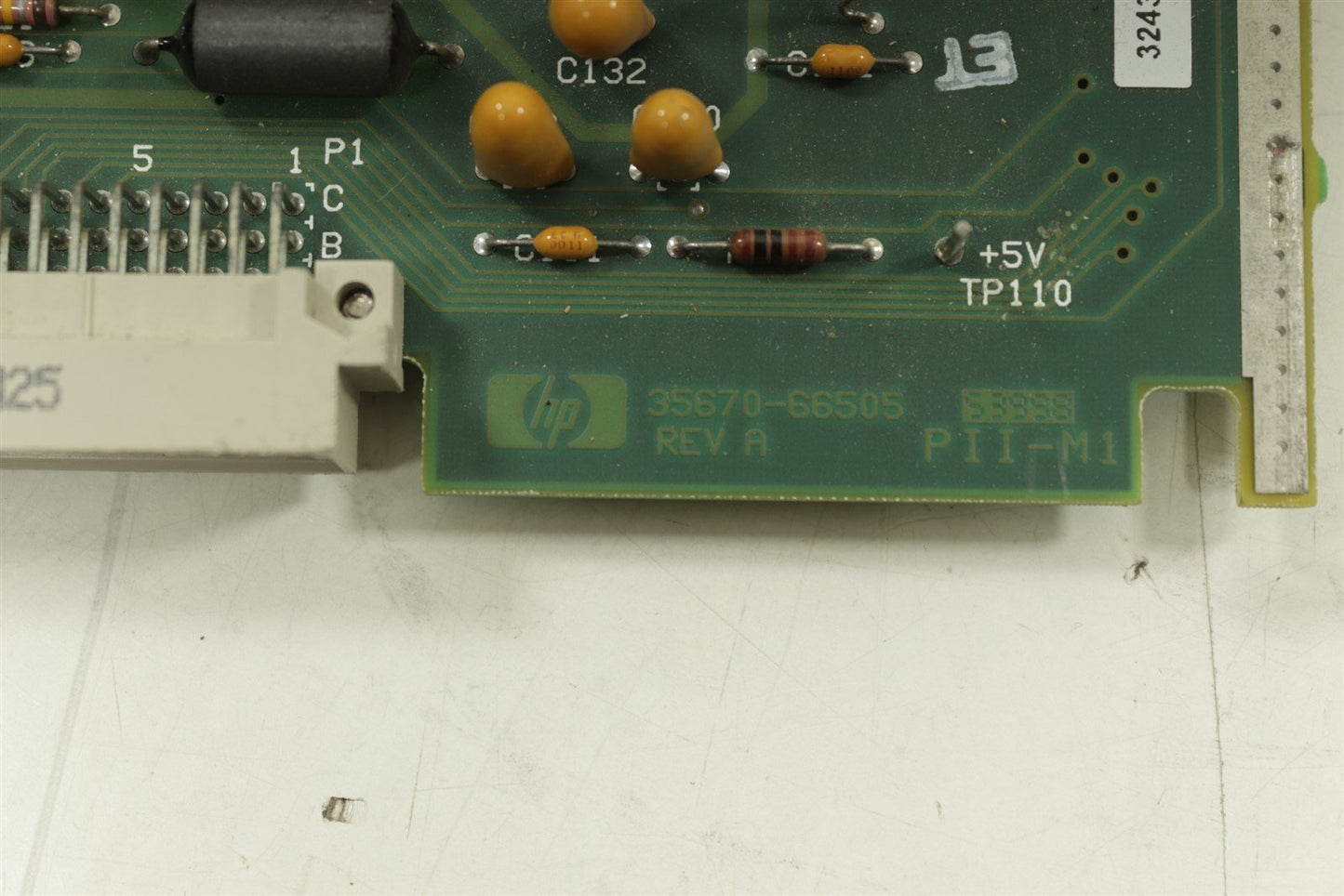 HP Agilent Keysight 35670-66505 REV A Signal Analayzer