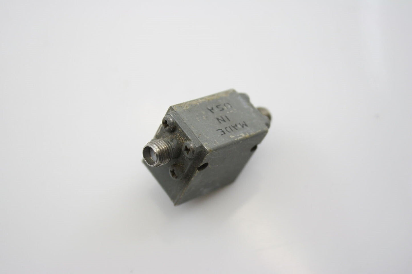 Microwave Associates RF Isolator 6.6-13.7GHz Isolation -1.5dB loss +18dB Tested