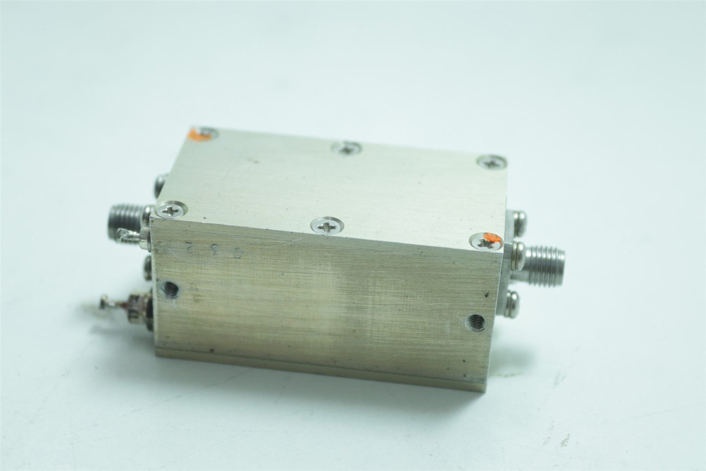 Miteq LNA Low Noise Amplifier 1-1000MHZ AM-2A-000110-1103 NO CABLES