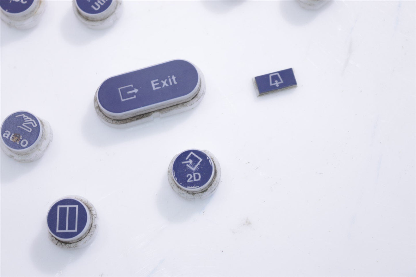 GE General Electric Voluson 730 Ultrasound Lot of Buttons Keys and Knobs