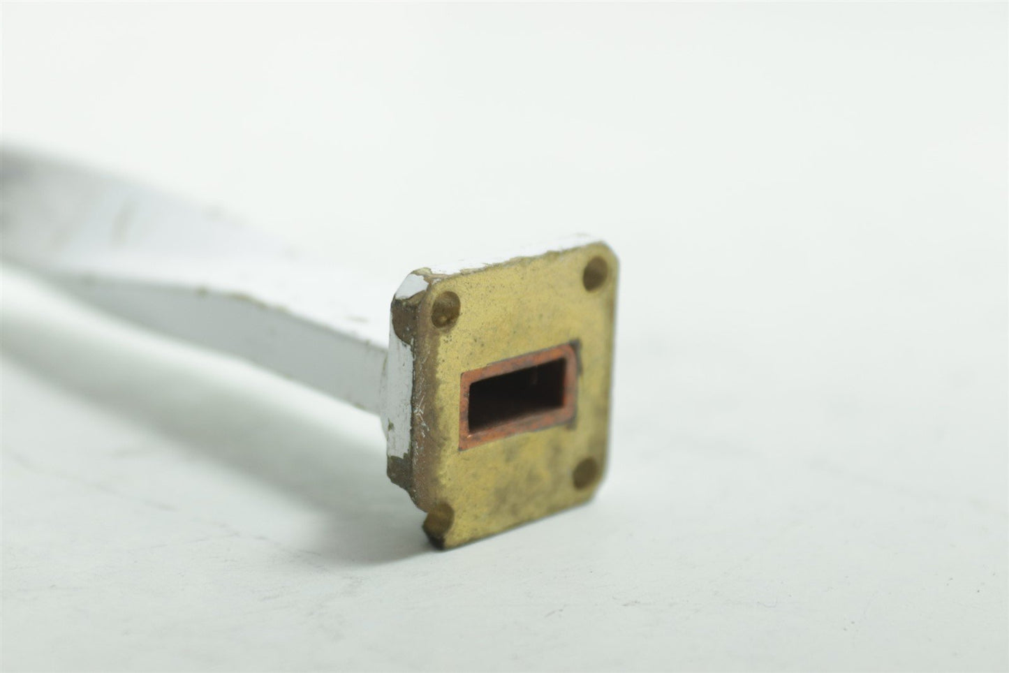 Icic WR-42 Waveguide 3.6 Inch Section, 90 Degree Twist 26GHz Broken Corner