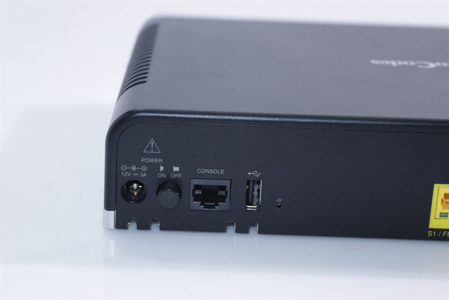 AudioCodes Mediant 500L M500L All-in-one Router VoIP GGWL00020