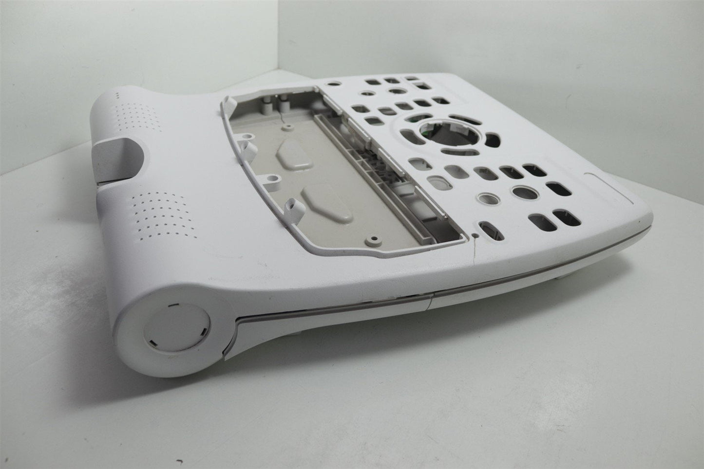 GE HealthCare Vivid S60/S70 Ultrasound Keyboard Panel