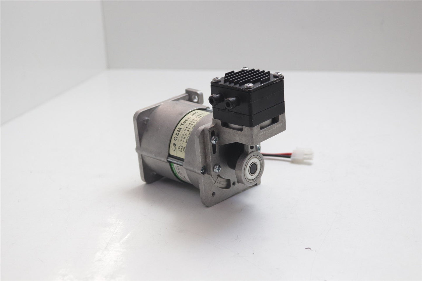 G&M Tech Oil Less Rocking Piston Pump 20RVS 24VDC 650mmHg
