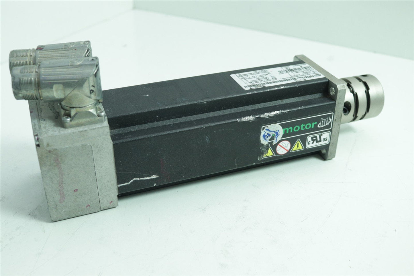 CONTROL TECHNIQUES Unimotor 070UDD200XBCRA078140-SHPA Servo Motor ServoMotor