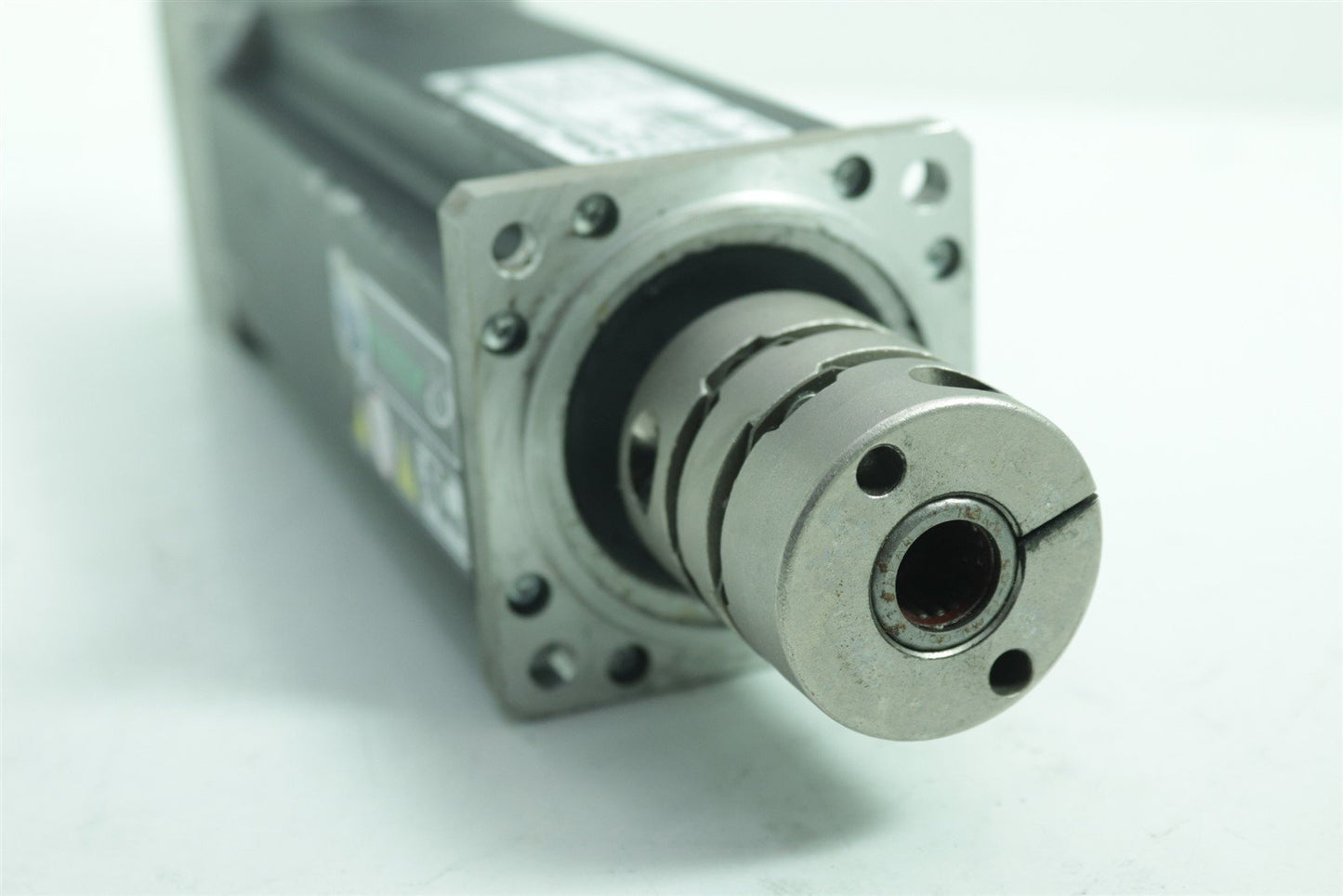 CONTROL TECHNIQUES Unimotor 070UDD200XBCRA078140-SHPA Servo Motor ServoMotor
