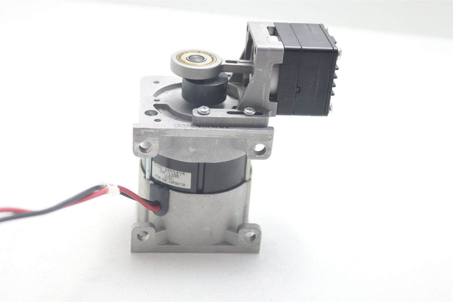 G&M Oil-less Rocking Piston Pump 15RVS