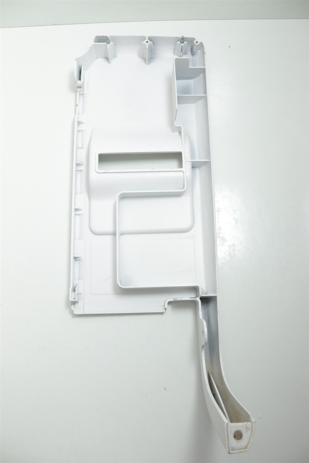 GE HealthCare Vivid S60/S70 Back Panel