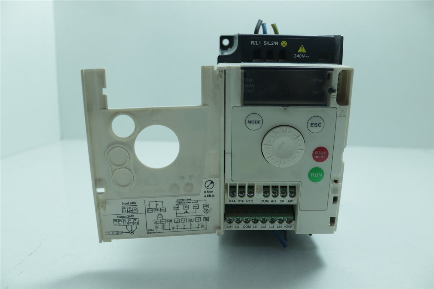 Schneider Electric Altivar Motor Driver ATV12H075M2 0.75 1HP