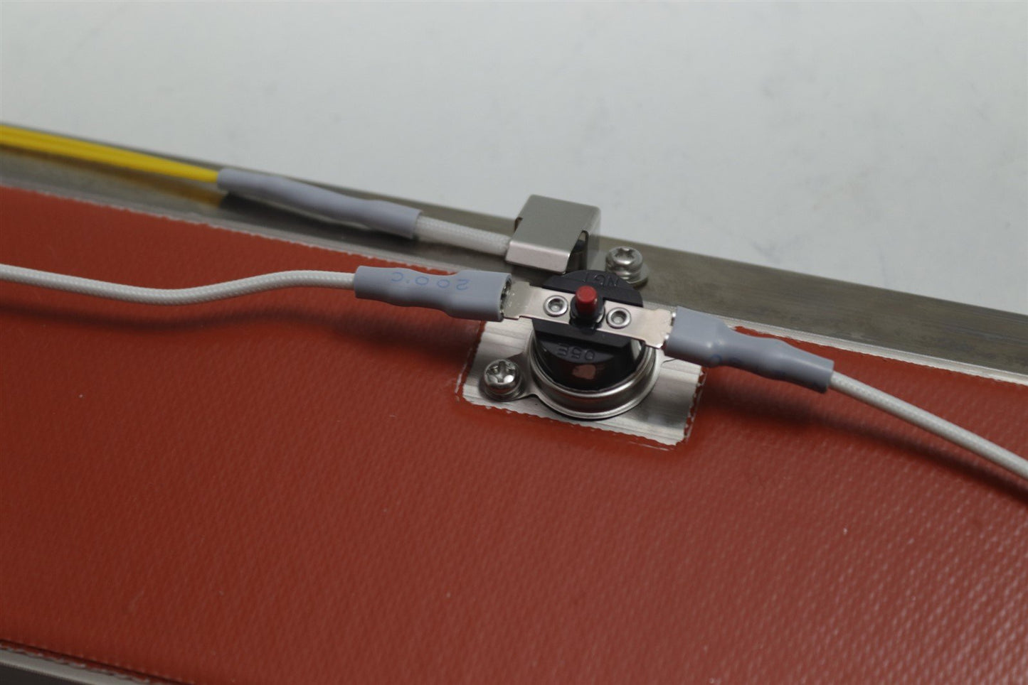 FujiFilm DLP Heater Lamp 117Y0075A