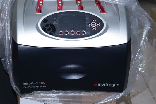 Invitrogen BenchPro 4100 Card Processing Station New Without Box