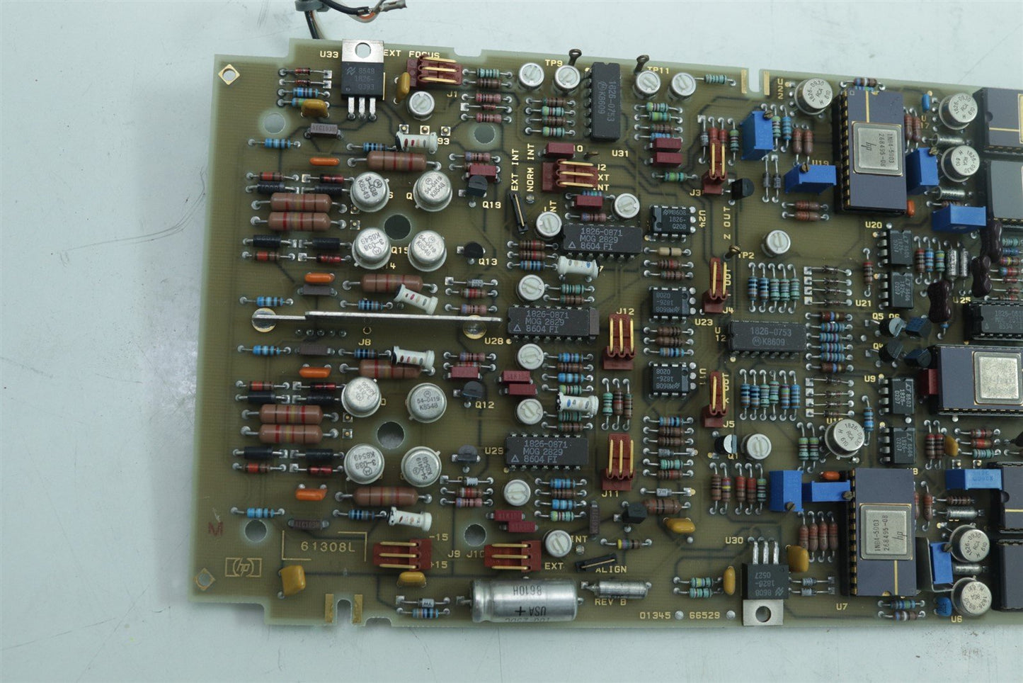 HP Agilent 3562A dynamic signal analyzer Parameter Analyzer 01345-66529