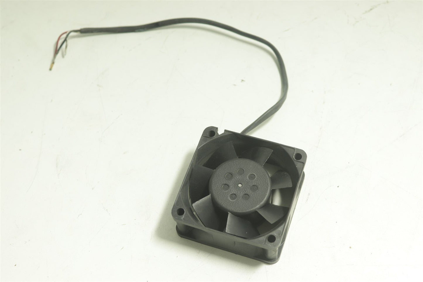 NMB Cooling Fan Model 2410ML-04W-B19 DC Brushless Motor From Waters 2695