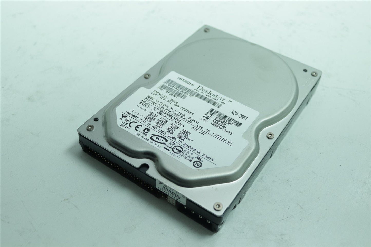 Hitachi Deskstar HHD 80GB 7200RPM HDS721680PLAT80 0Y30001