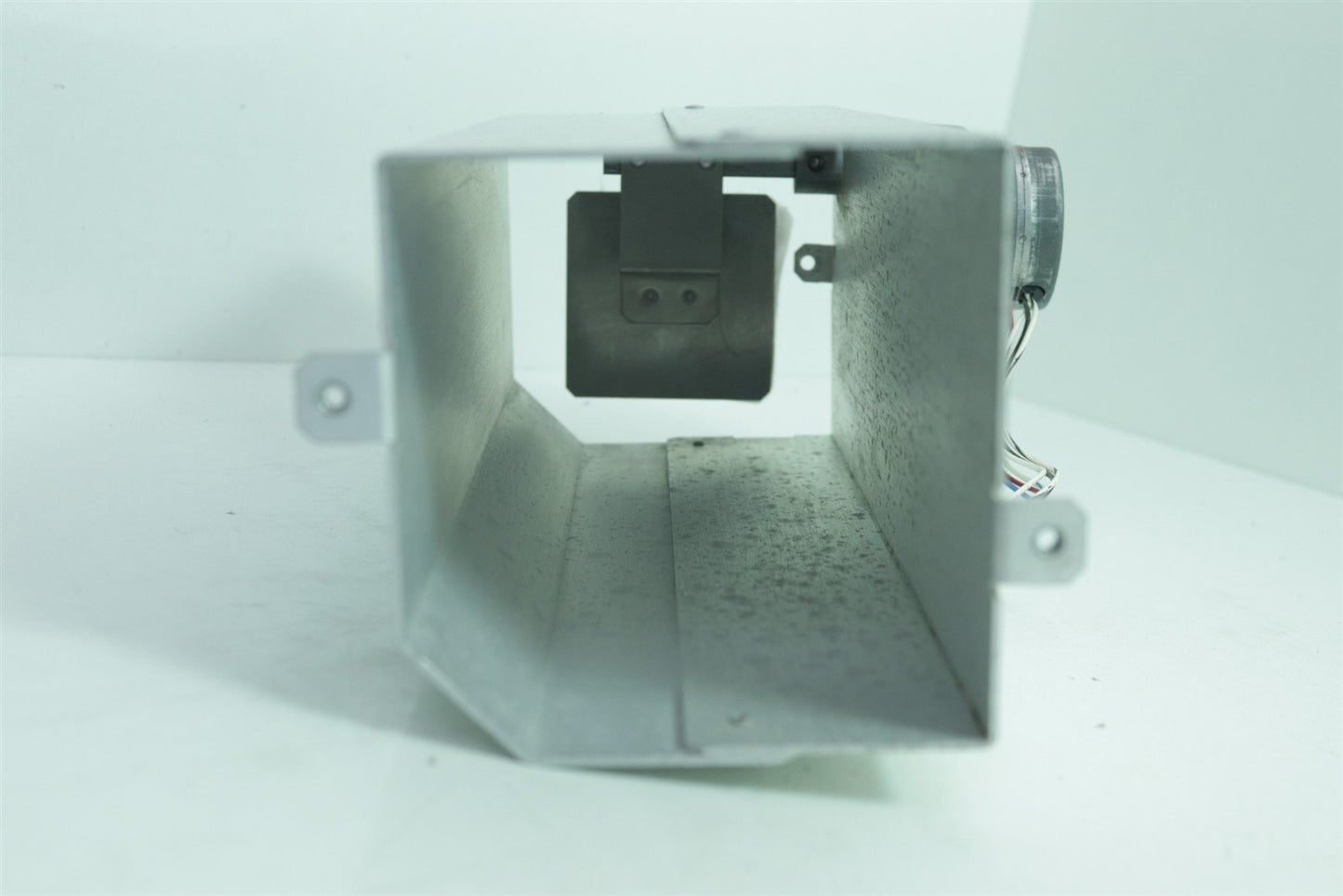 HP Agilent 6850 GC Flapper Motor Assembly Heat Exhaust Duct Flapper G1530-60945