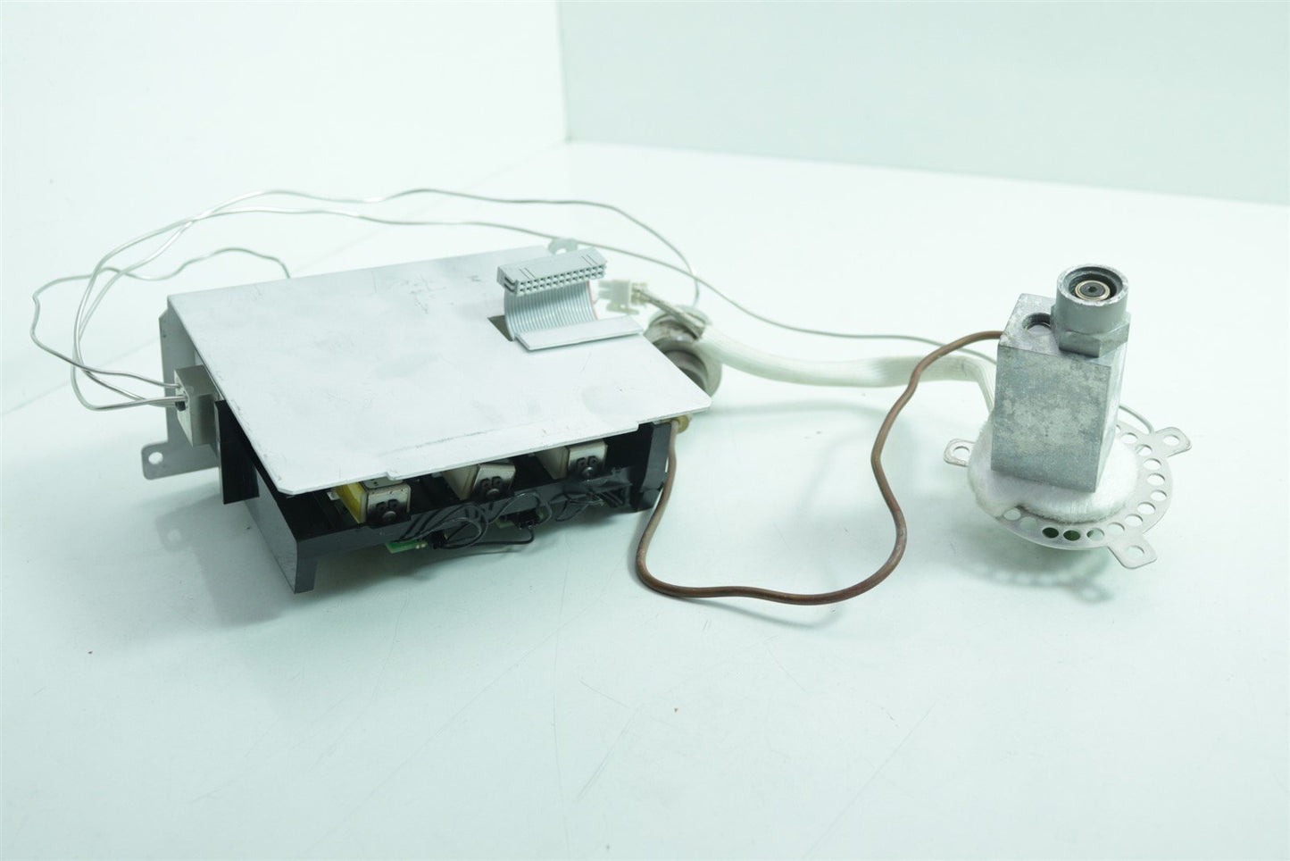 HP Agilent 6850 G1530A Valve G1575-60040 G1531-80010 G1543-80010 G1544-60710