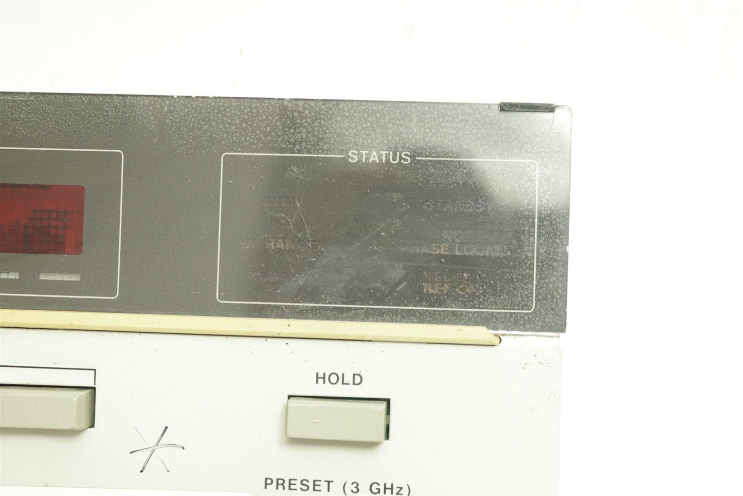 HP Agilent 8672A Signal Generator 2-18GHz Front Panel Assy 08672-60179