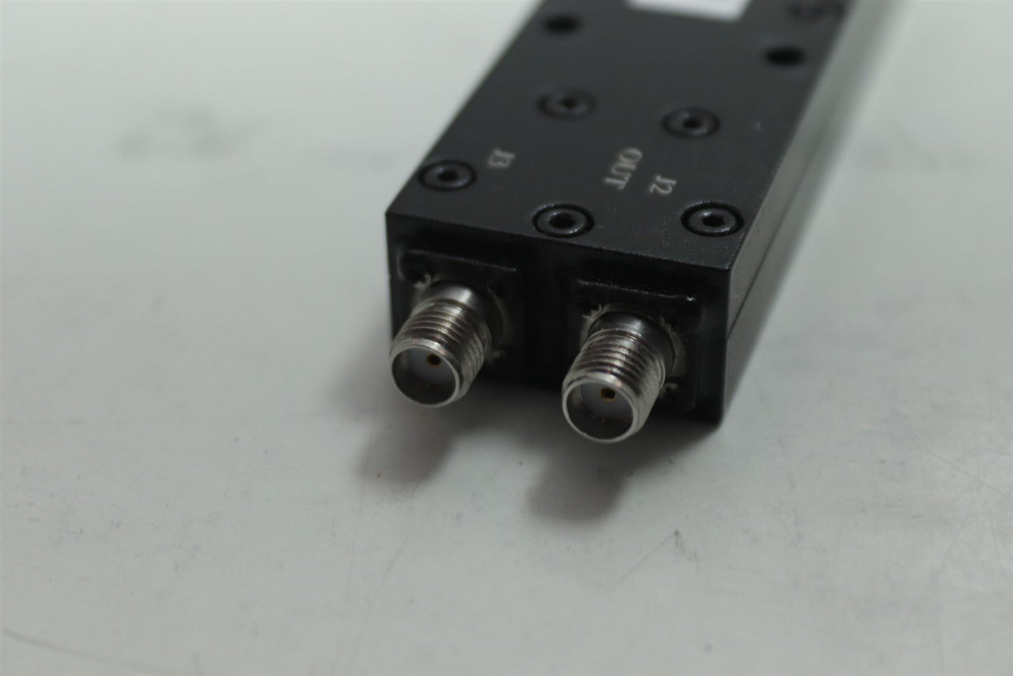 AWT 2PD0560S 0.5-6GHz 2 Way RF 1:2 Power Divider