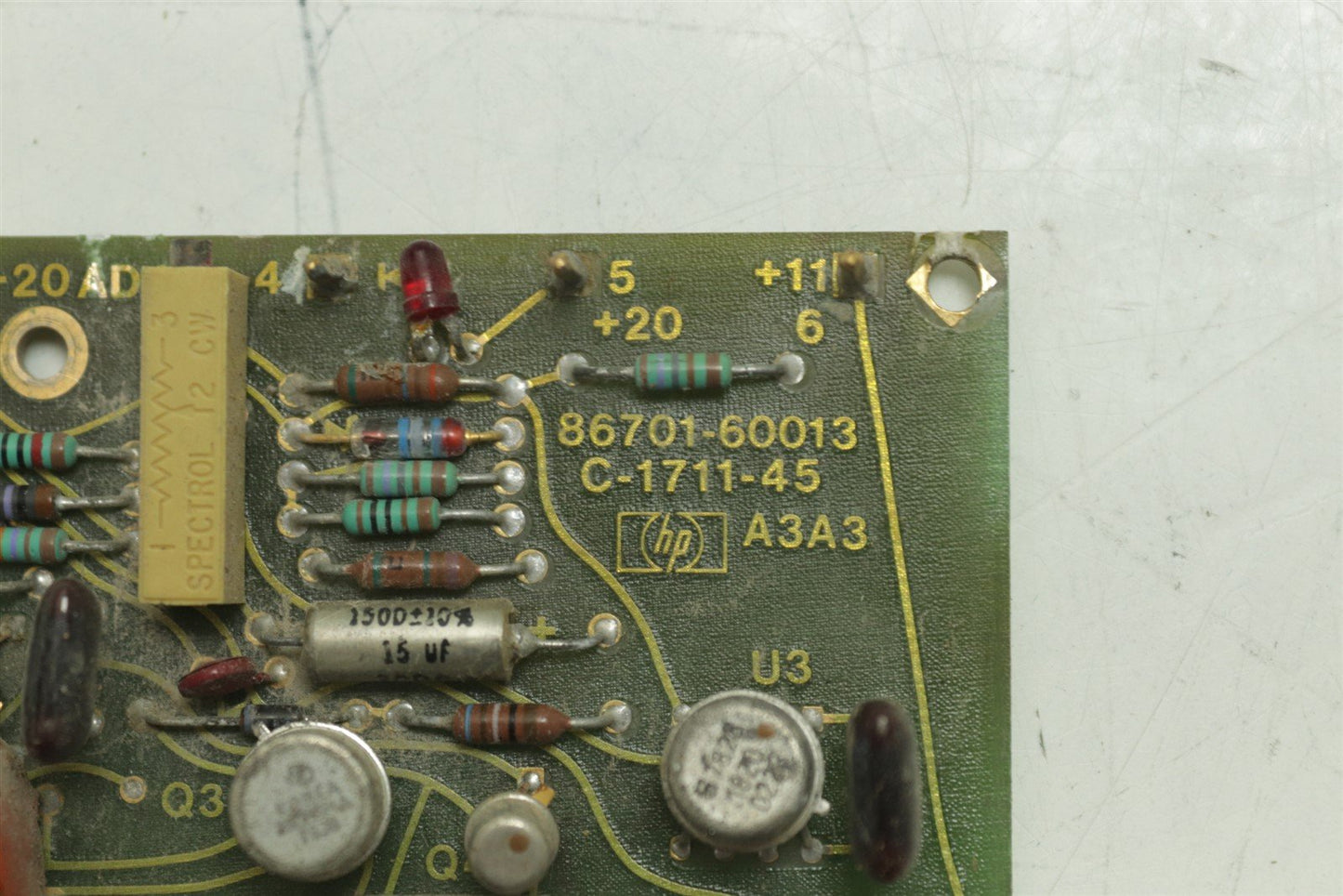 HP Agilent 8672A Signal Generator 2-18GHz Board 86701-60013