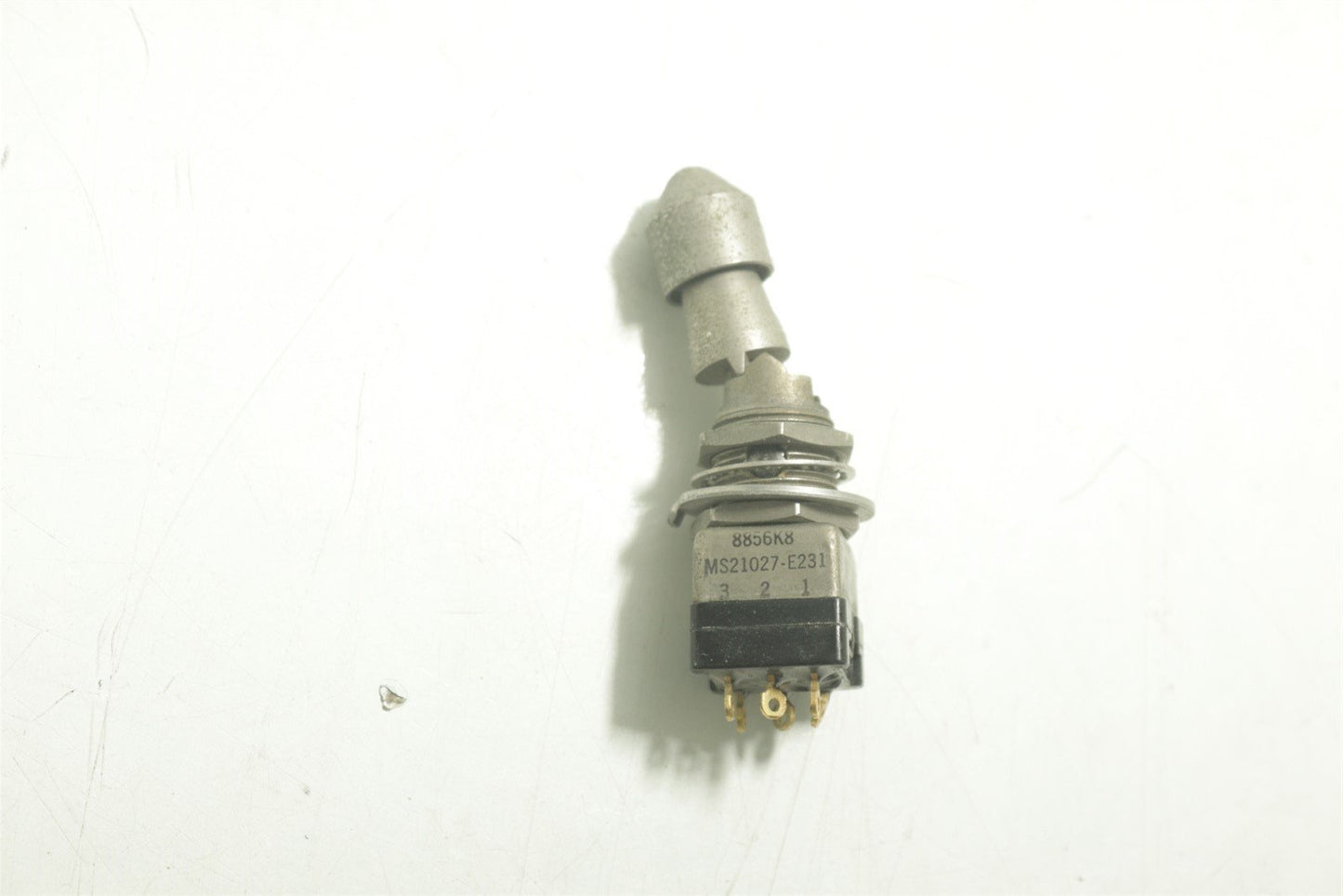 Lever Lock Toggle Switch With 2 Positions 8856R8 New