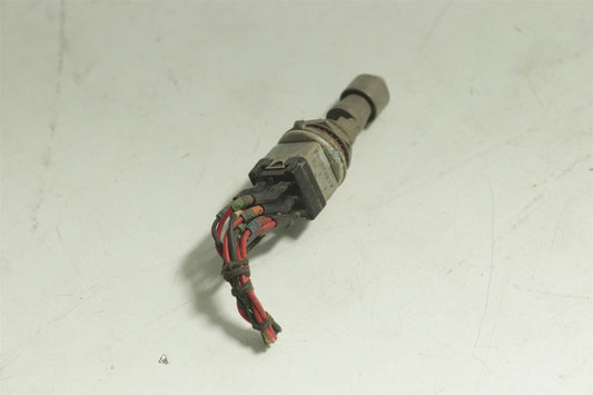 Lever Lock Toggle Switch With 2 Positions 8856R8