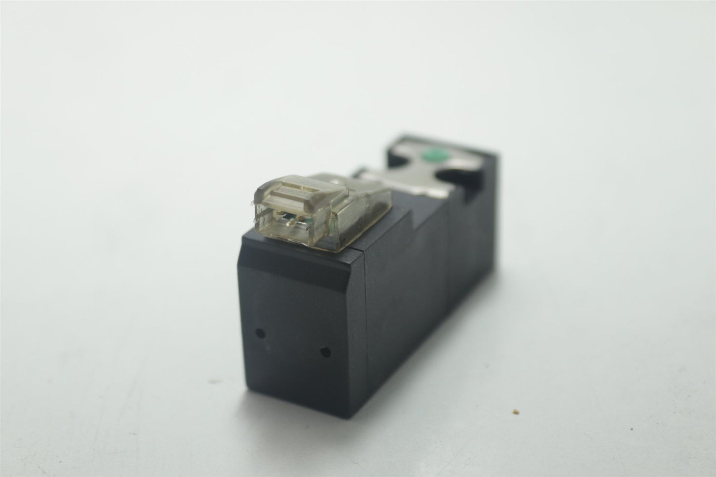 Yongjing N331/7LB 24VDC Module Valve 2.3W 3/2 N/C