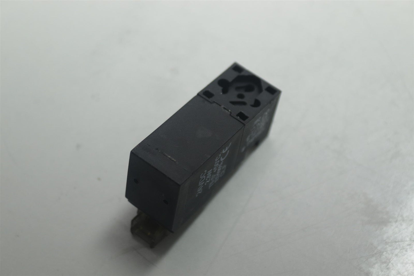 Yongjing N331/7LB 24VDC Module Valve 2.3W 3/2 N/C